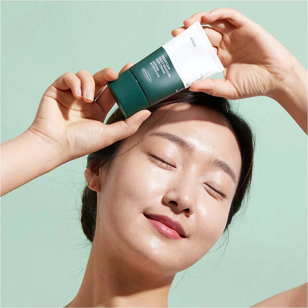 Anua Heartleaf Silky Moisture Sun Cream SPF 50+ PA++++ – Lightweight Hydrating Korean Sunscreen with Soothing Heartleaf Extract, 50ml Image