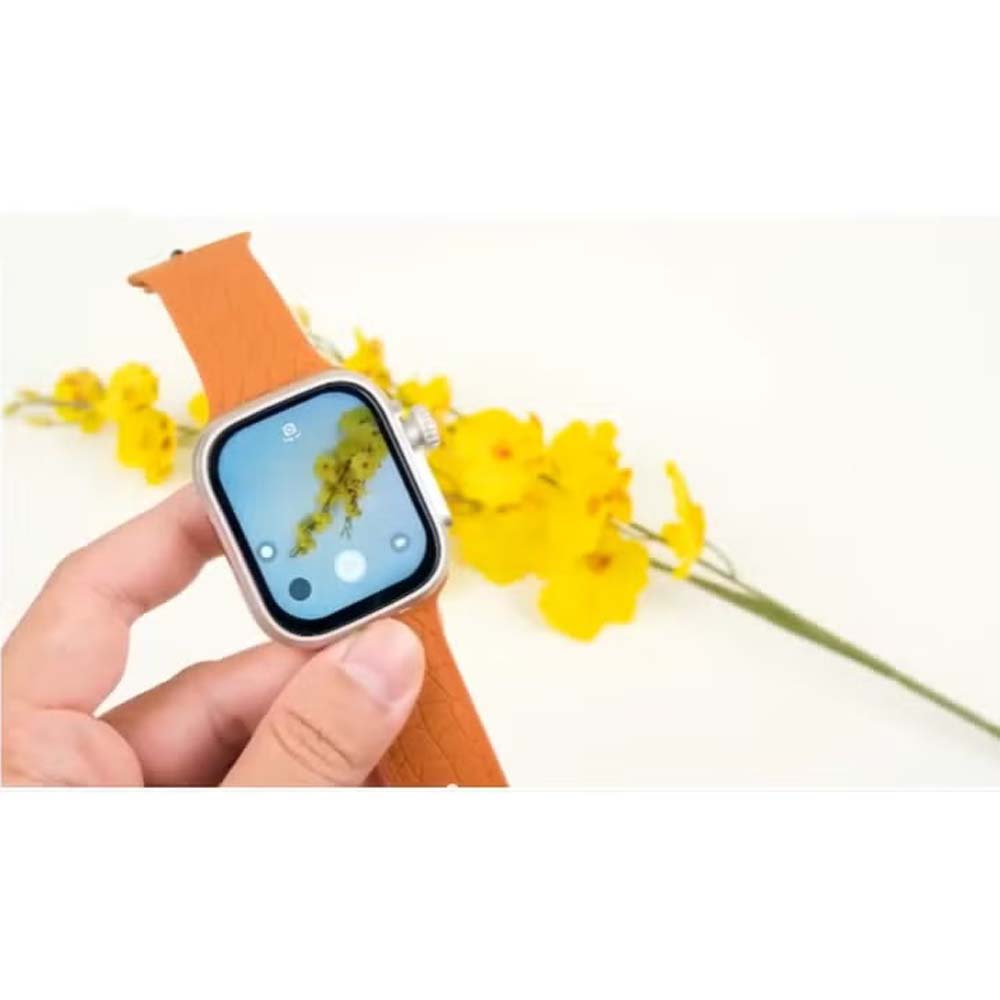 ST13 Smart Watch: 2.2" full-screen display, 4G SIM support, 3 straps & wireless charger. Unisex black design for ladies & gents. Image