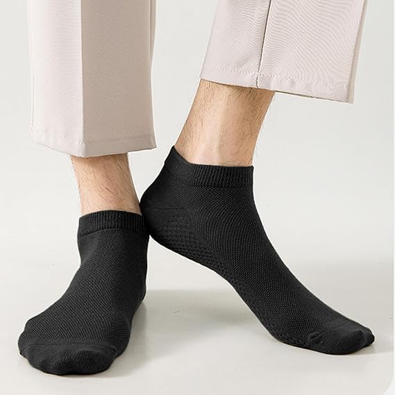 10 Pairs Men's Breathable Cotton Ankle Socks - Ultra Lightweight & Comfortable for All Seasons (Black) Image